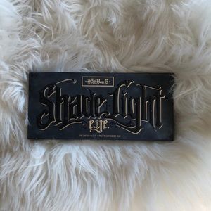 Kat Von D Shade and Light Eye palette